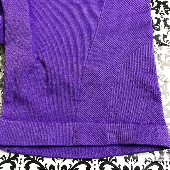 NWT All in Motion : size XL : purple high waist 6” seamless core workout shorts - Picture 8 of 15